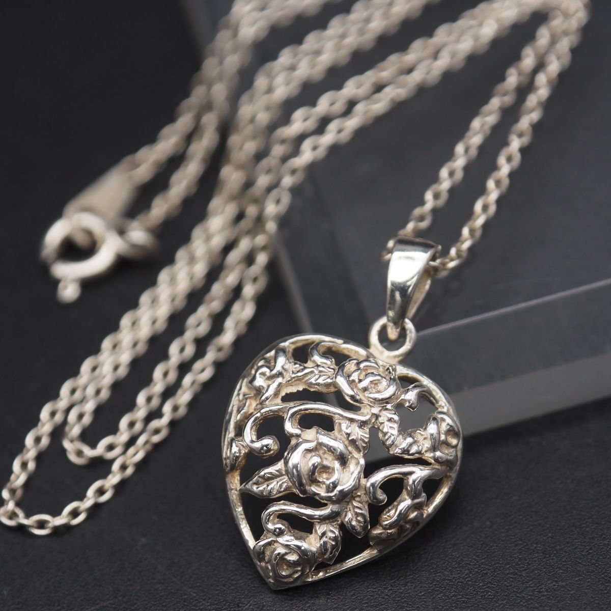 W115 ヴィンテージ 925刻印 ペンダント ネックレス ハート 薔薇 バラ
