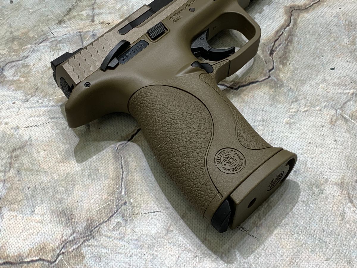 中古商品）東京マルイ ガスブローバック M&P9 Vカスタム - メルカリ