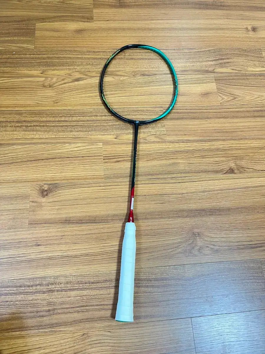 YONEX ASTROX 88 S