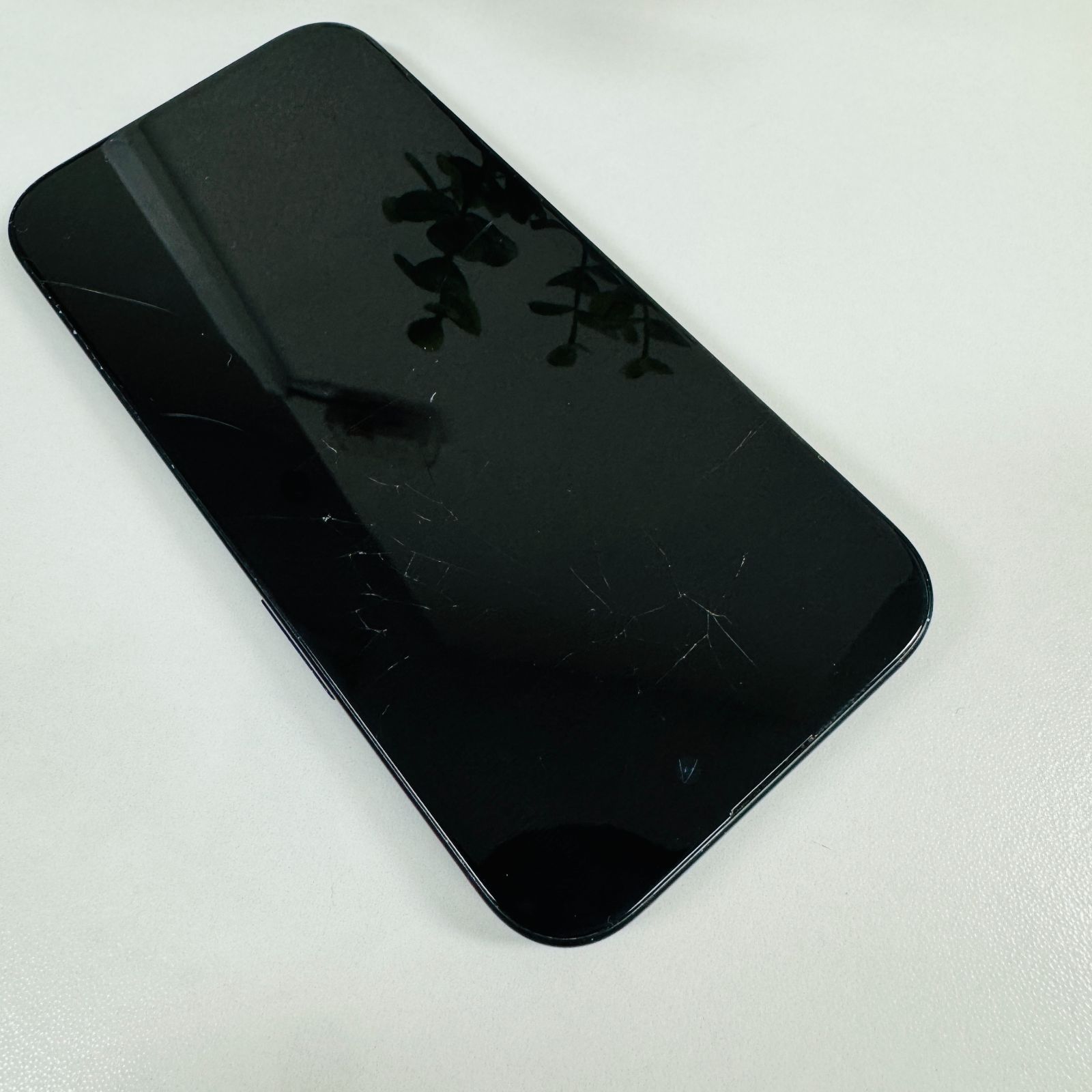 iPhone15 256GB ブラック SIMフリー ジャンク - メルカリ