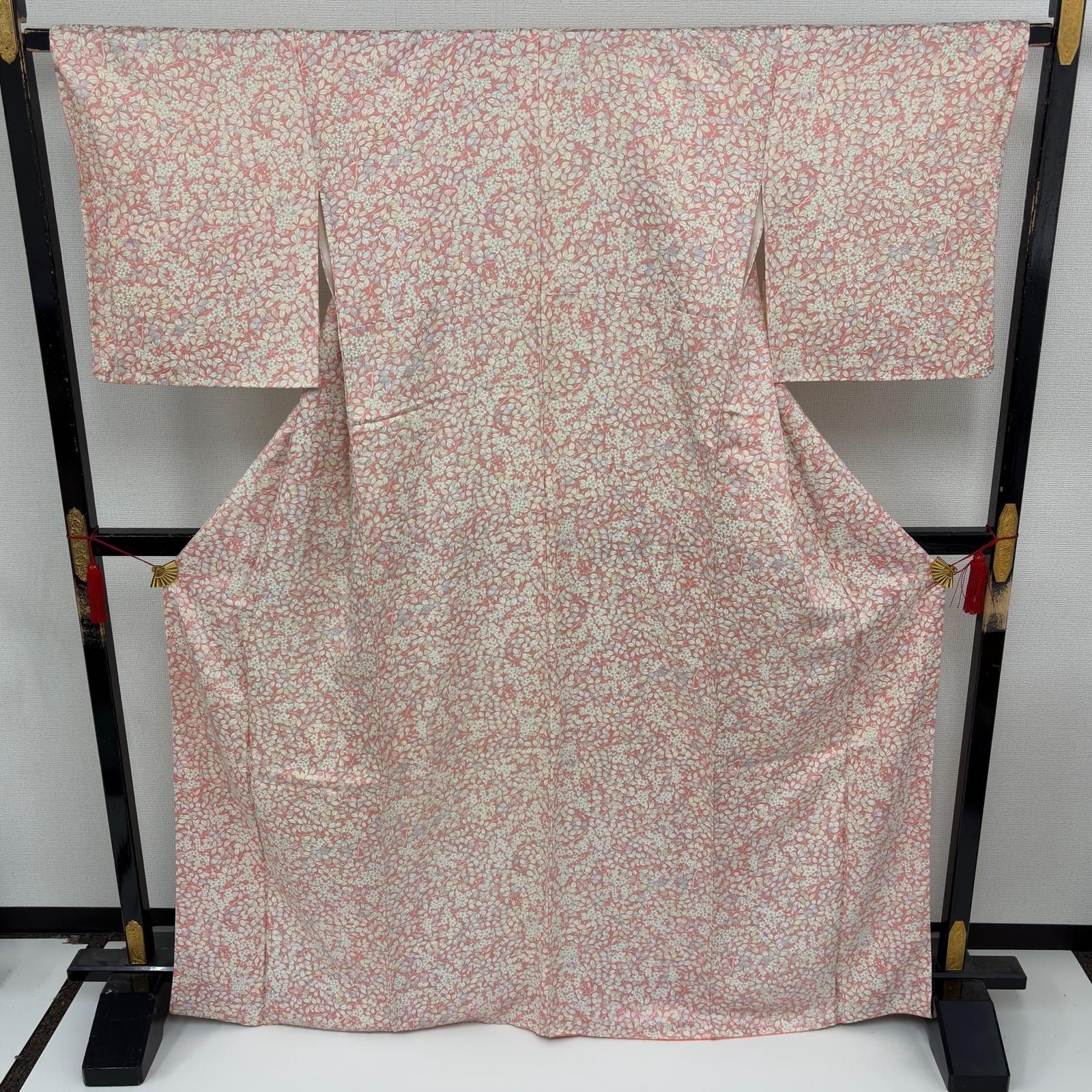 染め小紋（花々文）裄68,5 正絹美品 小紋 正絹 美しい染めの花 袷 着物 MK-8589 - メルカリ