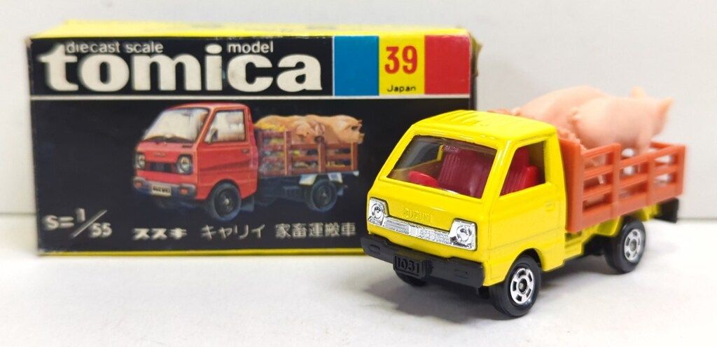 トミー トミカ黒箱日本製 スズキキャリイ家畜運搬車/ 黄色 赤内装/豚2頭 39-3