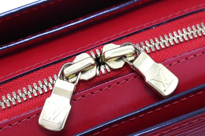 LOUIS VUITTON ルイ・ヴィトン バッグ ポンヌフ エピ カスティリアン