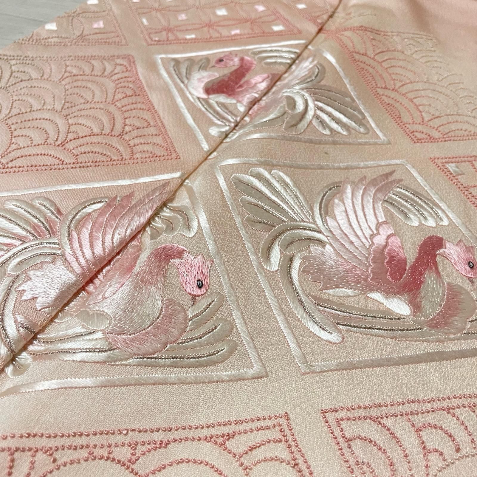相良刺繍 付下げ 刺繍の鳳凰 七宝柄に青海波 着物 正絹 X-2572 - メルカリ