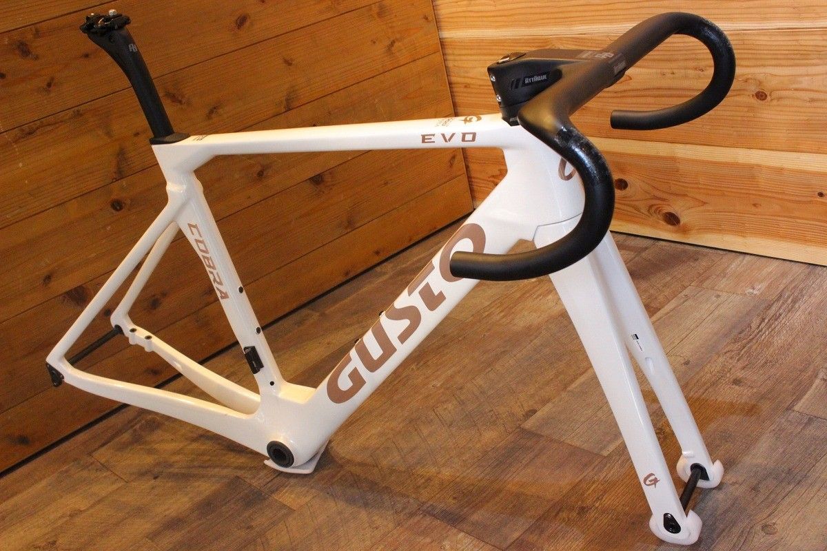 グスト GUSTO コブラ エヴォ COBRA EVO 2024 Sサイズ カーボン ロード