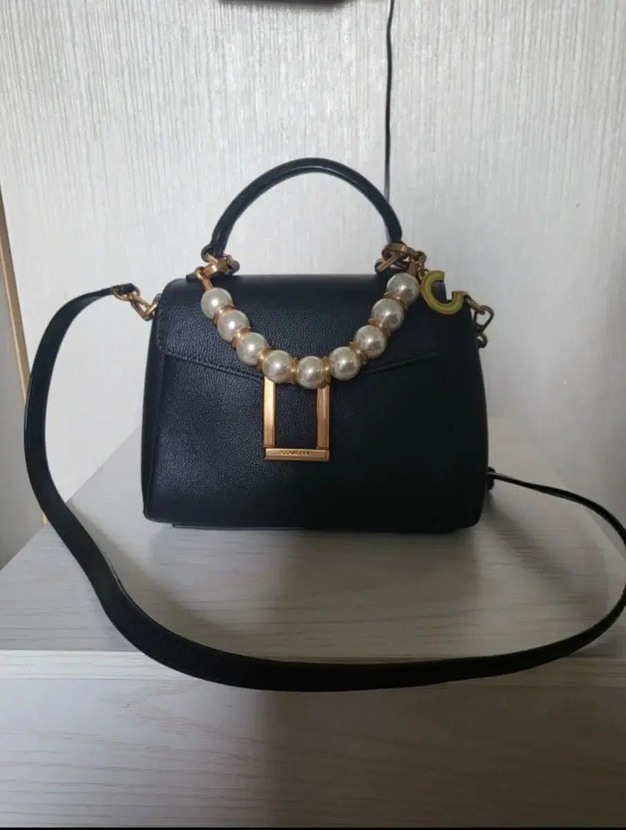 COURONNE(クロンヌ) バッグ SWING(スイング) ジーン ブラック トートバッグ + パール ストラップ