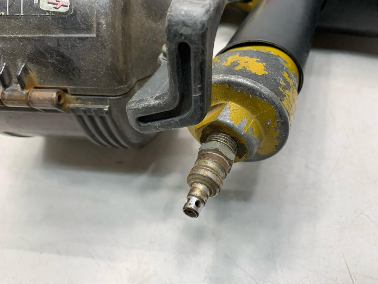 日立工機 90ミリ ロール釘打機 NV90AB2 中古動作品ですが、古いので