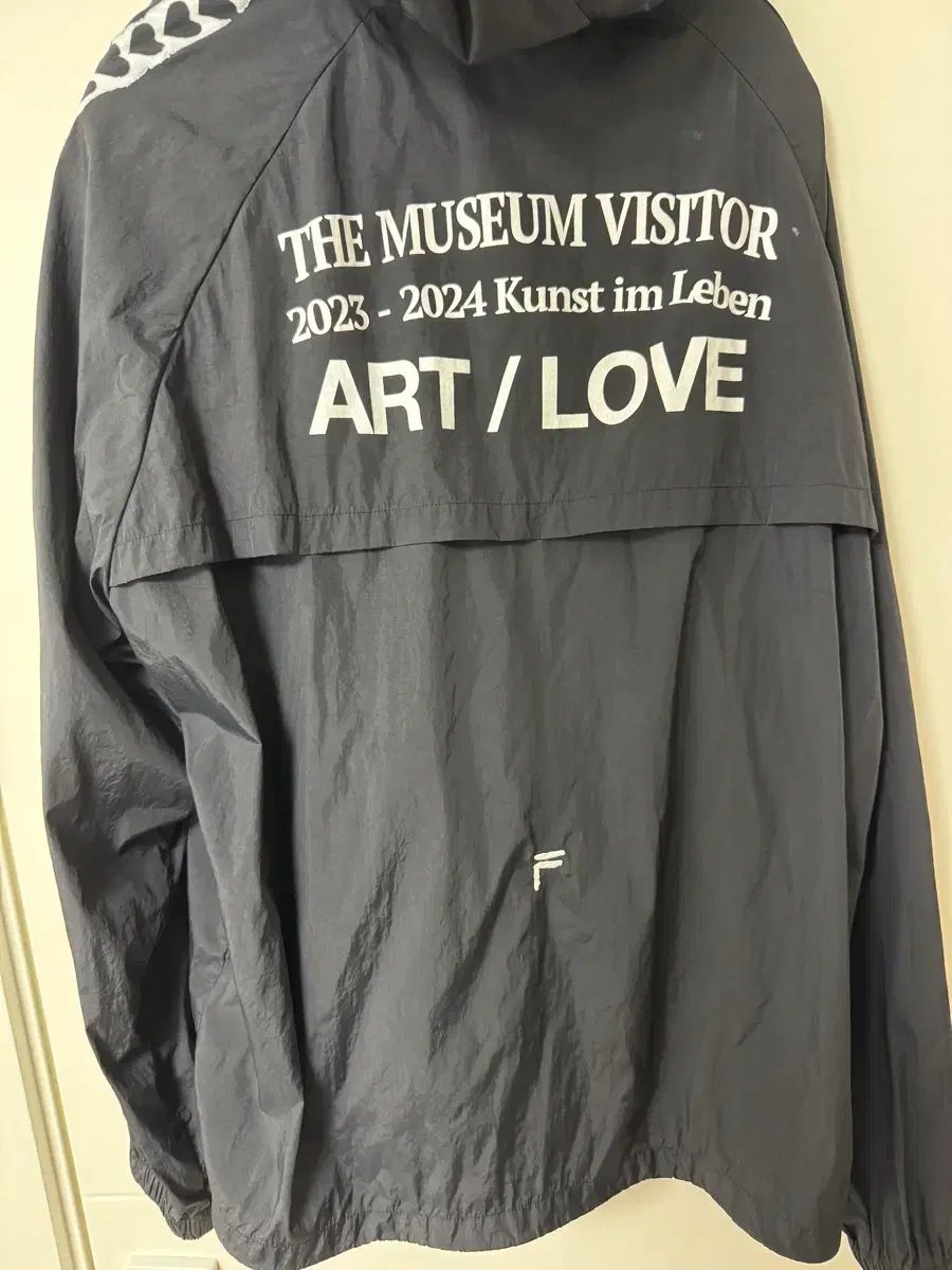 THE MUSEUM VISITOR ザミュージアムビジター x FILA フィラ ウィンドブレーカー