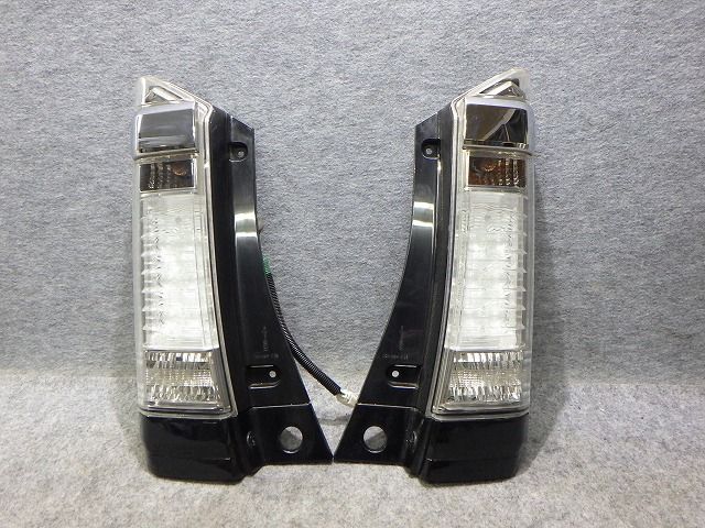 N-BOX テール左右 JF1/2 前期 D106 F 33501-TYO-J51 LED玉切れ無し