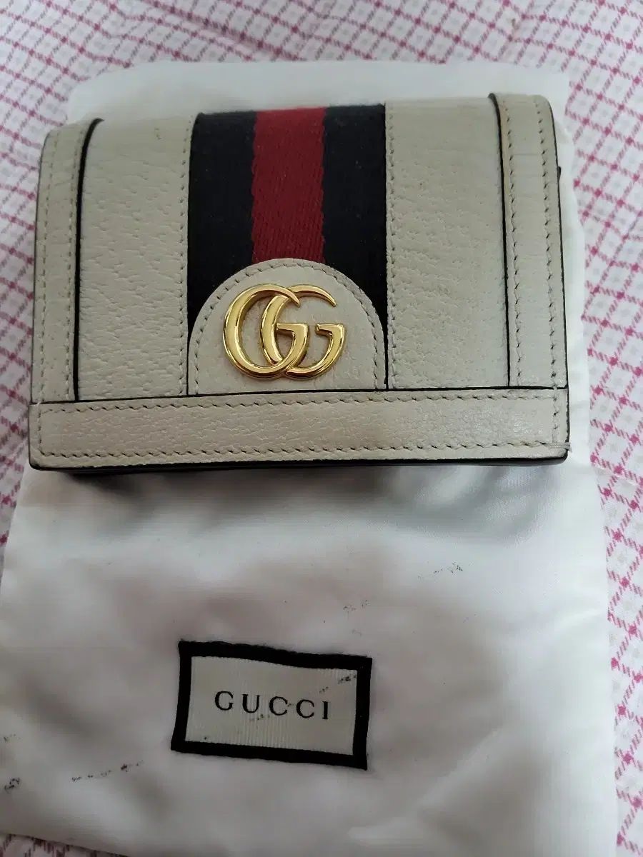 グッチ 財布