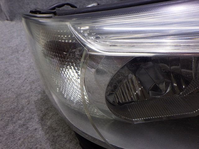 フォレスター　右ヘッドライト　HID　SG5/9　後期　1761　3U　バラスト付　260522022