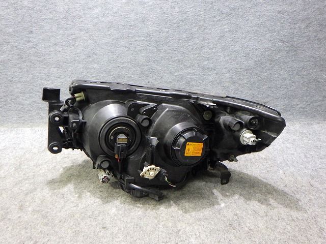 フォレスター　右ヘッドライト　HID　SG5/9　後期　1761　3U　バラスト付　260522022