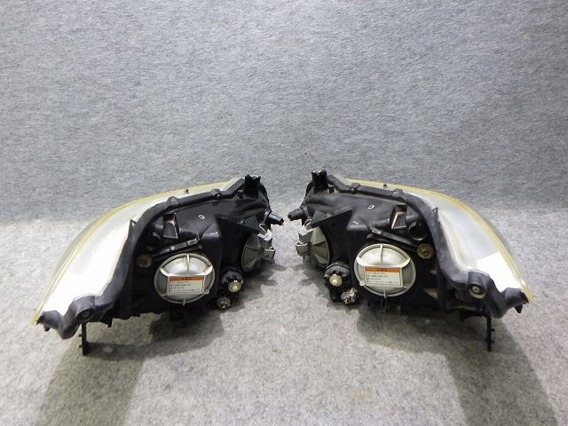 ストリーム ヘッドライト 左右 HID RN6/7 前期 100-22652 C 33101-SMA