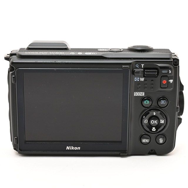 ＜美品＞ Nikon COOLPIX W300 GR カムフラージュ｜防水デジタルカメラ｜タフネスモデル｜動作良好｜外観非常に綺麗｜光学良好｜小スレわずか｜安心の高コンディション