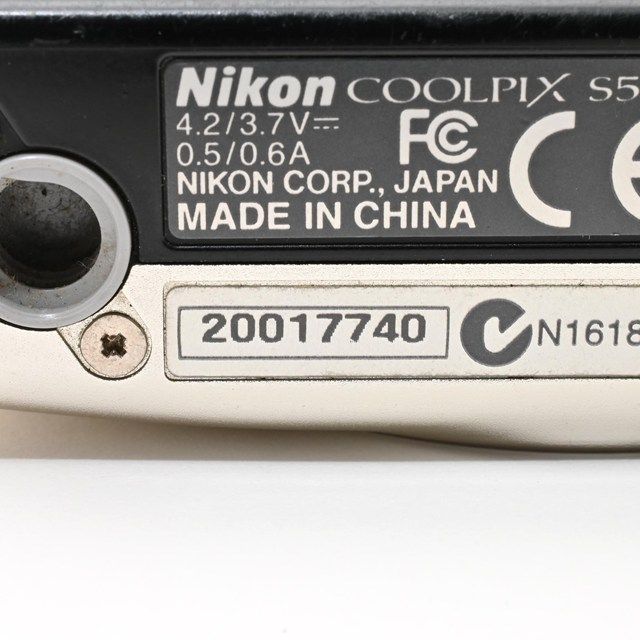 ＜難有品・ジャンク品＞ Nikon COOLPIX S5100 ウォームシルバー S5100SL｜コンパクトデジタルカメラ｜液晶黒点あり｜撮影影響あり｜AF不安定｜実用品・修理前提にも