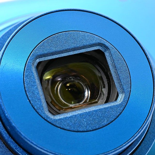 ＜並品＞ Nikon COOLPIX S3600 コバルトブルー S3600BL｜2005万画素｜光学8倍ズーム｜コンパクトデジタルカメラ｜動作良好｜USB端子カバー欠損｜実用品モデル