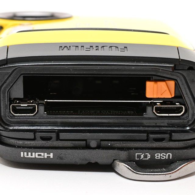 <良品> FUJIFILM XP130 イエロー|防水デジタルカメラ|動作良好|外観きれい|液晶小傷あり|レンズ面小傷あり|撮影影響なし|安心の実用モデル <良品> FUJIFILM XP130 イエロー|防水デジタルカメラ|動作良好|外観きれい|液晶小傷あり|レンズ面小傷あり|撮影影響なし|安心の実用モデル