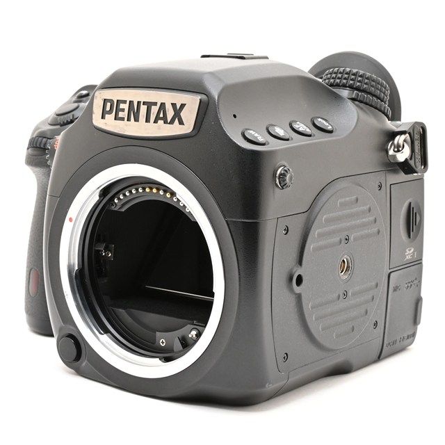 ＜良品＞ PENTAX 645Z ボディ｜約5140万画素｜中判デジタル一眼レフ｜CMOSセンサー搭載｜シャッター数4,288枚｜動作快調｜外観きれい｜プロ向け高画質モデル
