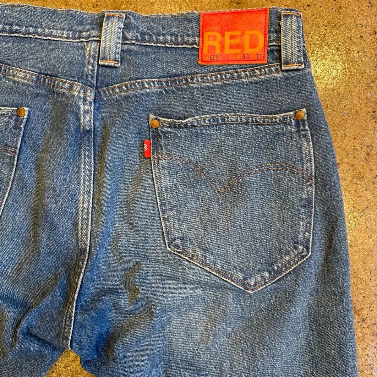 34) リーバイス RED 505 ストレートフィット デニム