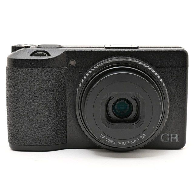 <良品> RICOH GR III|高級コンパクトデジタルカメラ|シャッター数1,089枚|動作良好|外観非常に綺麗|レンズバリア周辺に使用感あり|安心の実用モデル <良品> RICOH GR III|高級コンパクトデジタルカメラ|シャッター数1,089枚|動作良好|外観非常に綺麗|レンズバリア周辺に使用感あり|安心の実用モデル