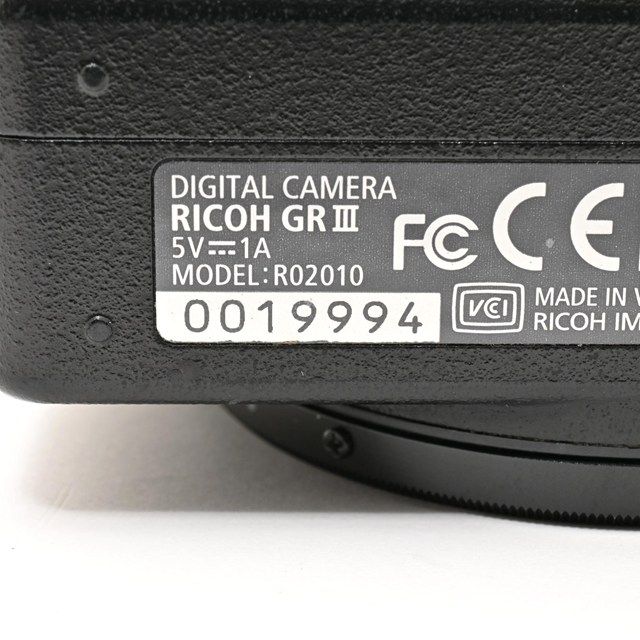 <良品> RICOH GR III|高級コンパクトデジタルカメラ|シャッター数1,089枚|動作良好|外観非常に綺麗|レンズバリア周辺に使用感あり|安心の実用モデル <良品> RICOH GR III|高級コンパクトデジタルカメラ|シャッター数1,089枚|動作良好|外観非常に綺麗|レンズバリア周辺に使用感あり|安心の実用モデル