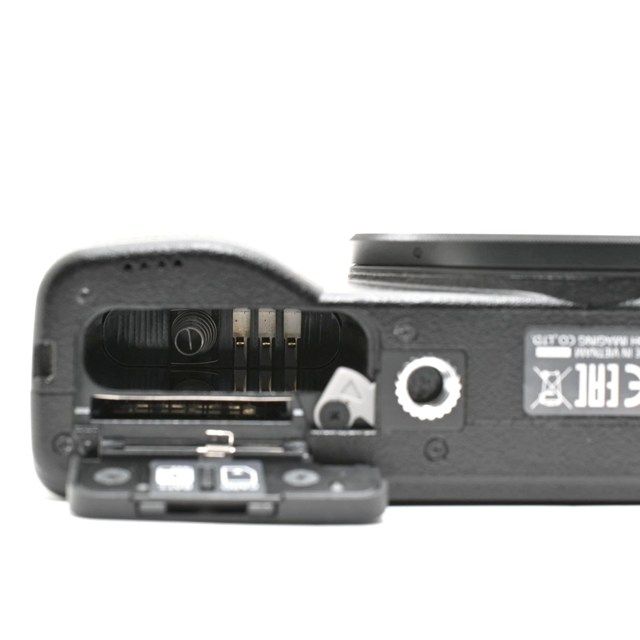＜美品＞ RICOH GR III｜高級コンパクトデジタルカメラ｜シャッター数5,795枚｜動作良好｜外観極上美品｜光学良好｜撮影ガイド付属｜安心の高コンディション