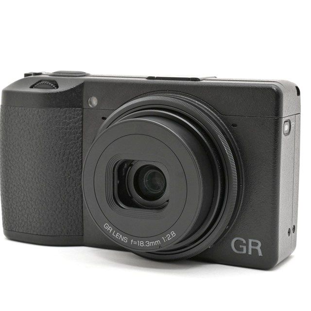 ＜美品＞ RICOH GR III｜高級コンパクトデジタルカメラ｜シャッター数5,795枚｜動作良好｜外観極上美品｜光学良好｜撮影ガイド付属｜安心の高コンディション