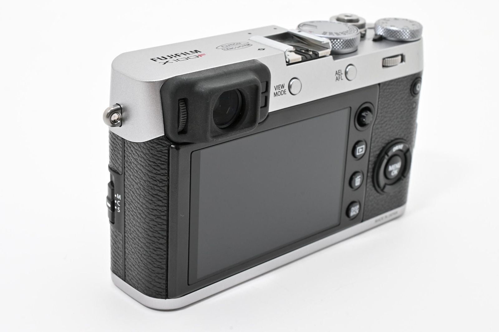 ★極上美品★ FUJIFILM 富士フィルム X100F デジタルカメラ<ショット数1726回> ★A141N #99 FUJIFILM ★極上美品★ FUJIFILM 富士フィルム X100F デジタルカメラ<ショット数1726回> ★A141N #99 FUJIFILM