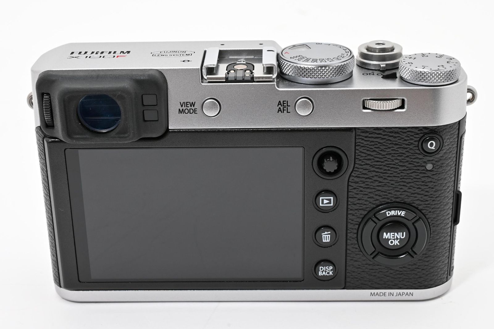 ★極上美品★ FUJIFILM 富士フィルム X100F デジタルカメラ<ショット数1726回> ★A141N #99 FUJIFILM ★極上美品★ FUJIFILM 富士フィルム X100F デジタルカメラ<ショット数1726回> ★A141N #99 FUJIFILM
