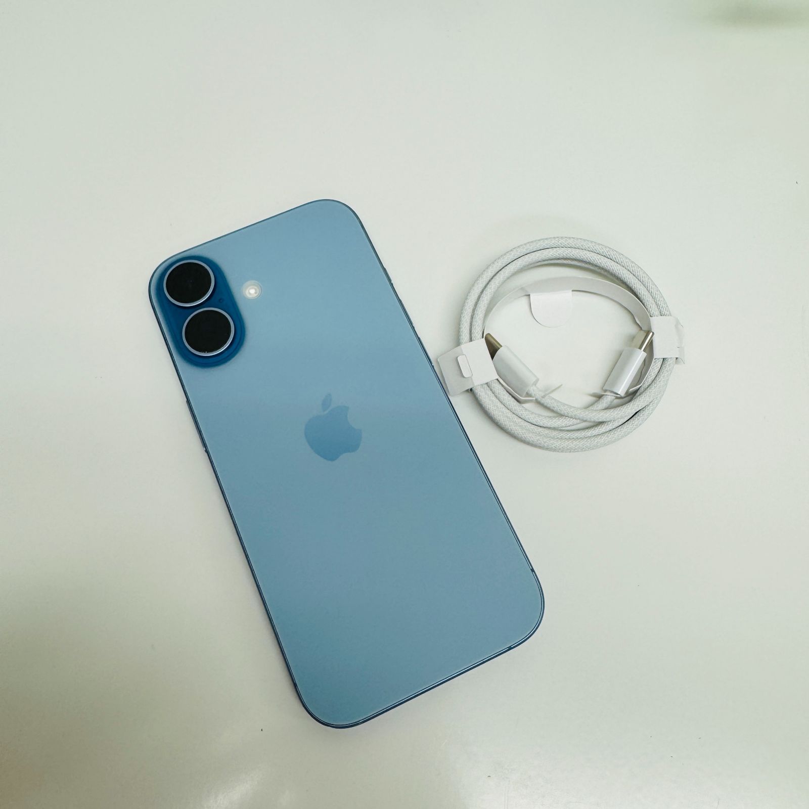 iPhone 17 256GB ミストブルー 国内版SIMフリー 送料無料