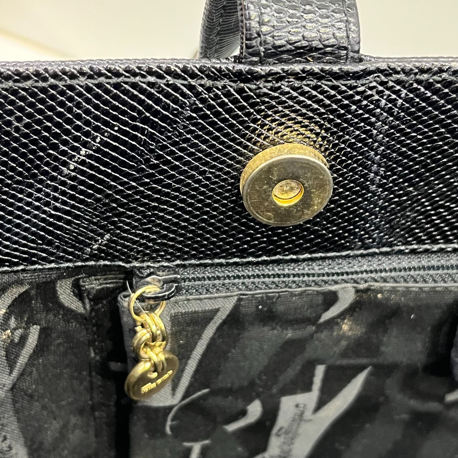 Salvatore Ferragamo サルヴァトーレ フェラガモ リザード型押し 