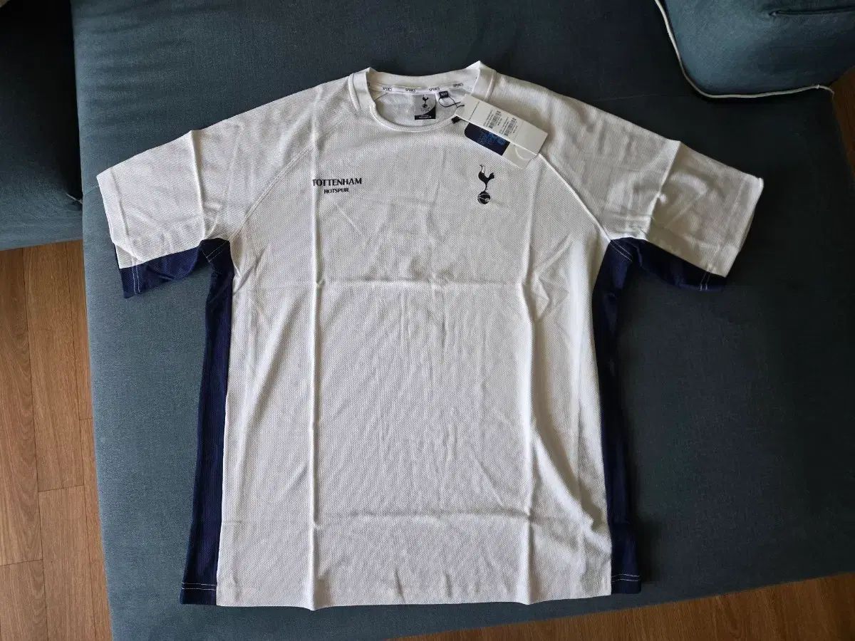 トッテナム・ホットスパー 白 半袖 Tシャツ 新品
