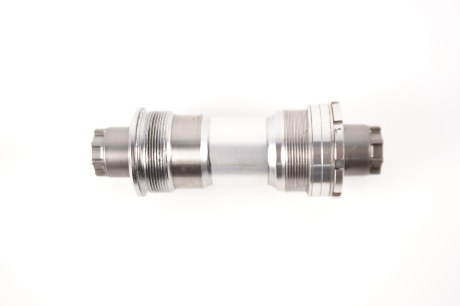 SHIMANO 「シマノ」 BB-M952 ボトムブラケット / バイチャリ中目黒店