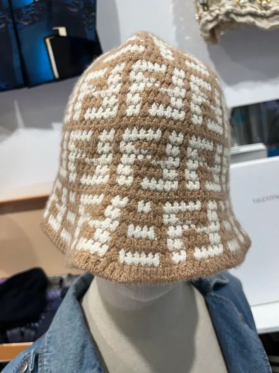 フェンディ カシミア ニット バケットハット S/M 正規品