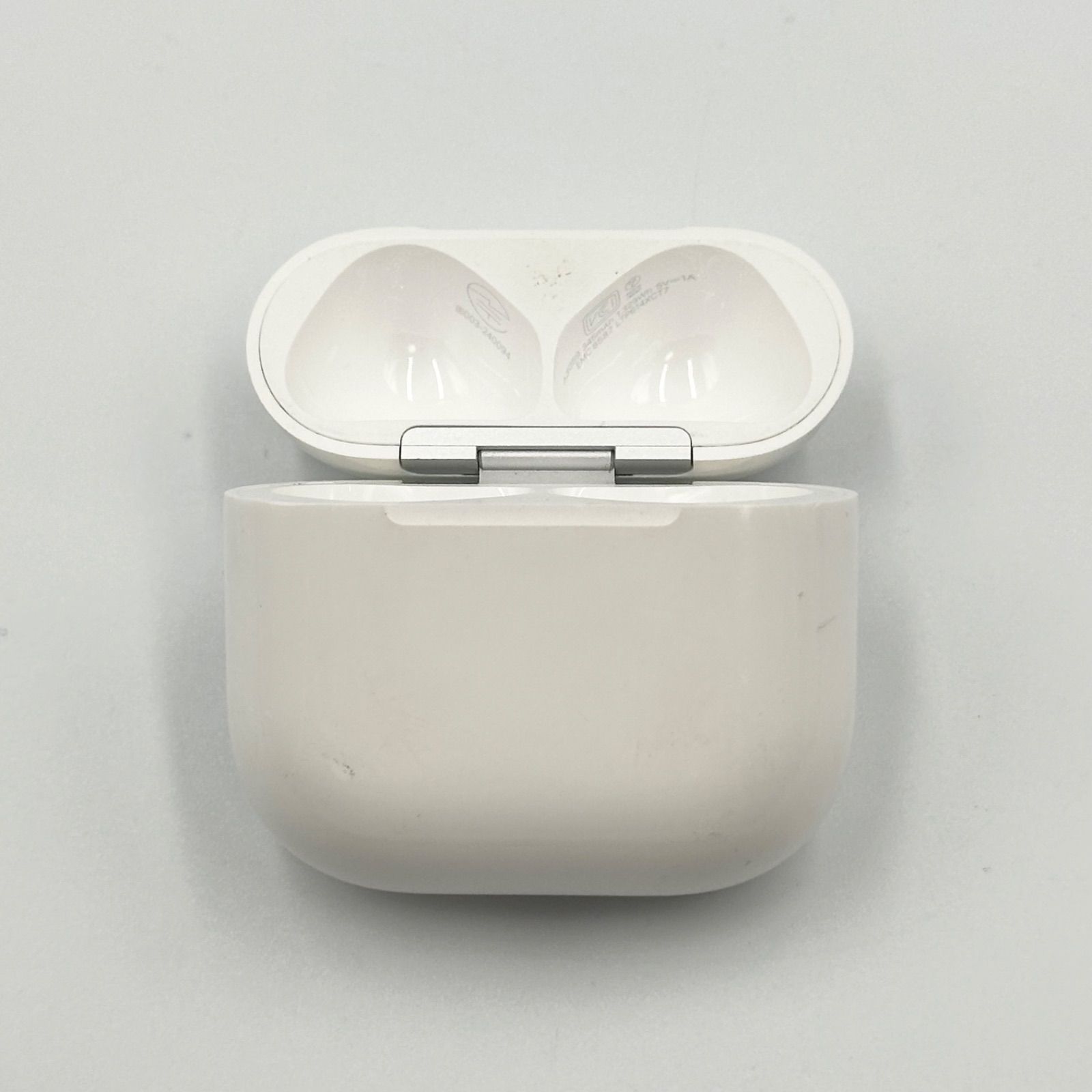 Apple AirPods 第4世代 充電ケースのみ A3059 ノイズキャンセル搭載