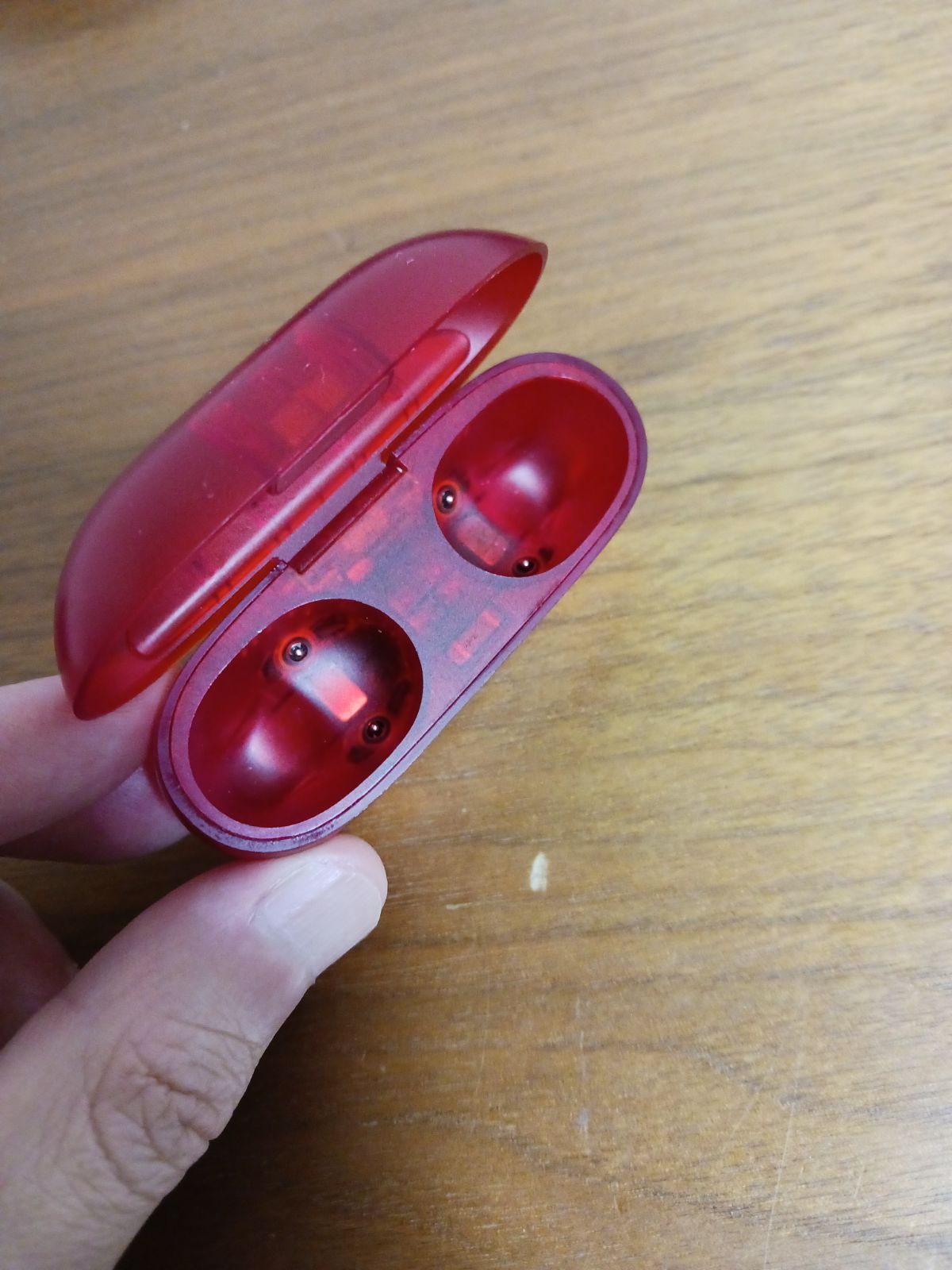 beats solo buds 充電ケースのみ レッド - メルカリ