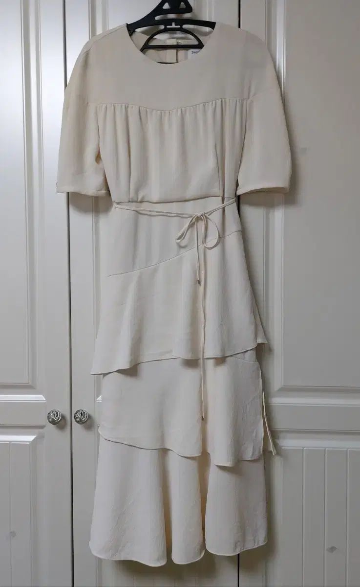 JUICY COUTURE ジューシークチュール ベージュアイボリー ロング丈ワンピース55 新品