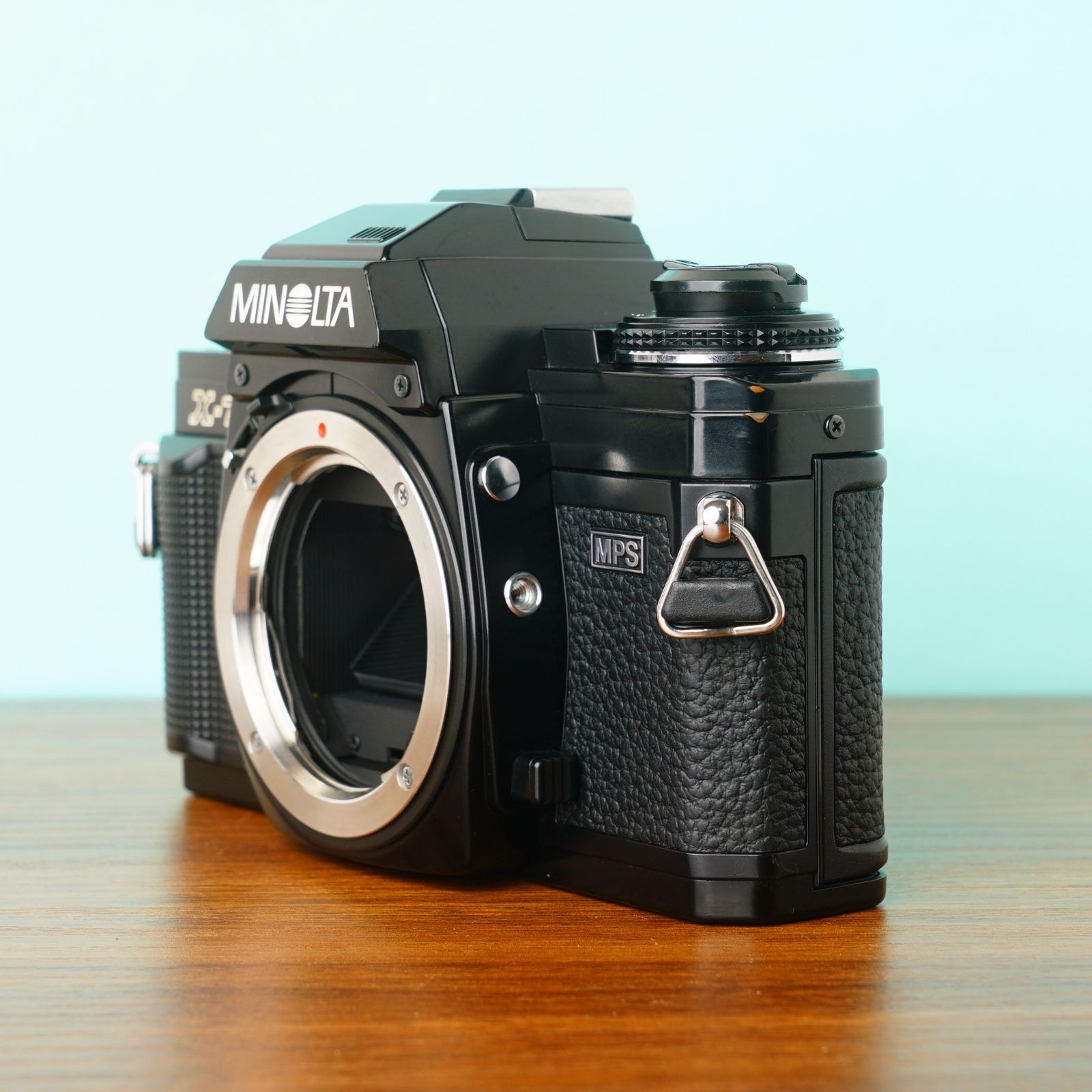 完動・整備済み】MINOLTA New X-700（ストラップ付き）342 - メルカリ
