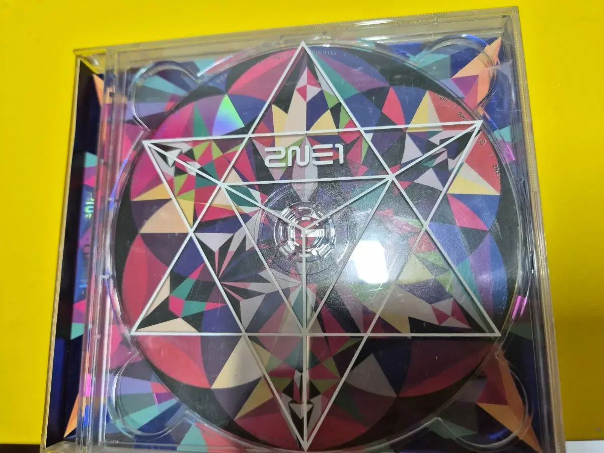 2NE1 NEW アルバム crush CD - メルカリ