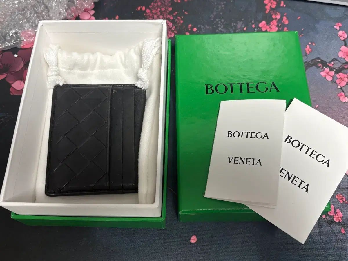 BOTTEGA VENETA ボッテガ・ヴェネタ カードウォレット ブラック + フルセット