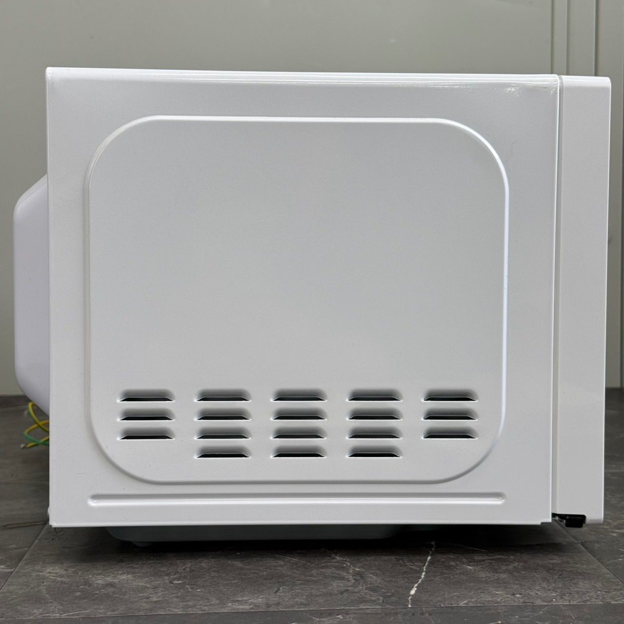 ω送料込！美品 2023年製 ユアサプライムス PRE-670HFC 電子レンジ 単