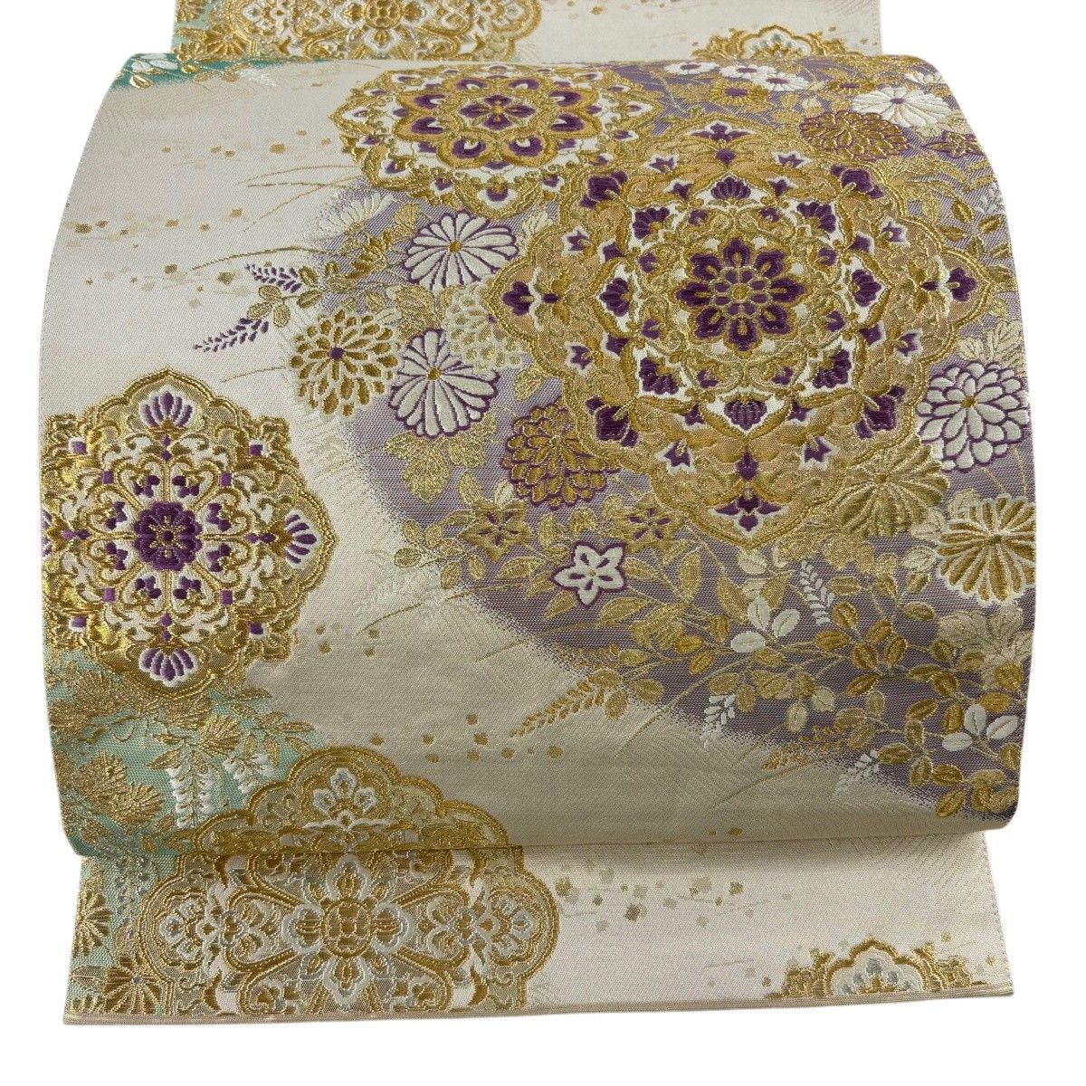 袋帯 逸品 じゅらく 落款 じゅらく帝王紫 華文 菊 刺繍 金銀糸 ベージュ お太鼓柄 正絹 【中古】