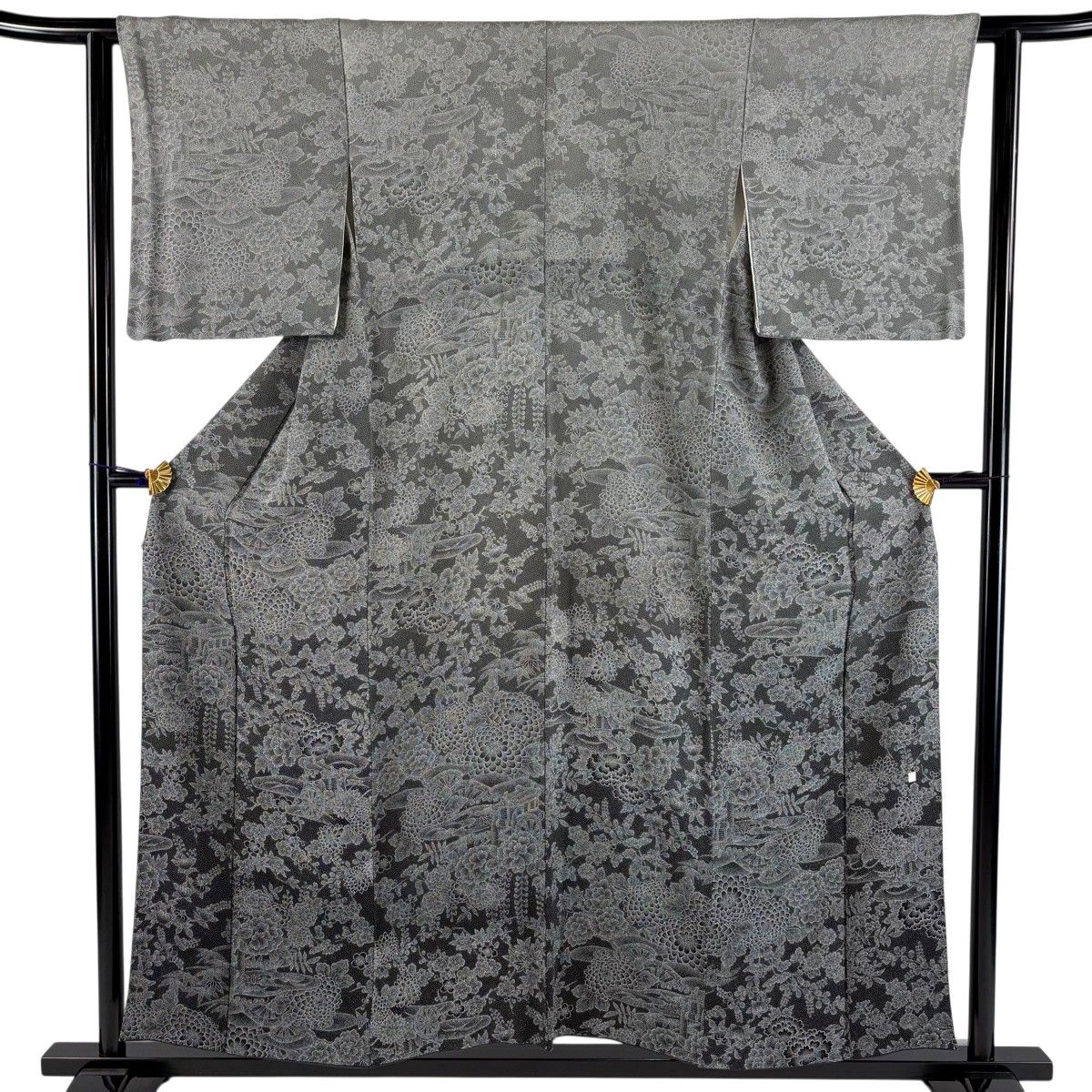 【美品】 付下げ 身丈155cm 裄丈62cm S 袷 御所車 草花 縮緬 灰色 正絹 秀品 【中古】