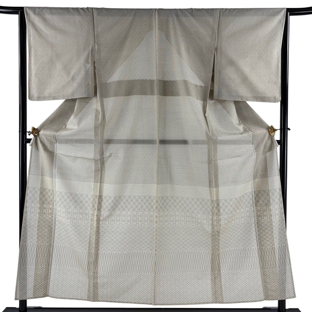 【美品】 付下げ 身丈155cm 裄丈64.5cm M 薄物 夏紬地 青海波 菱 ベージュ 正絹 秀品 【中古】