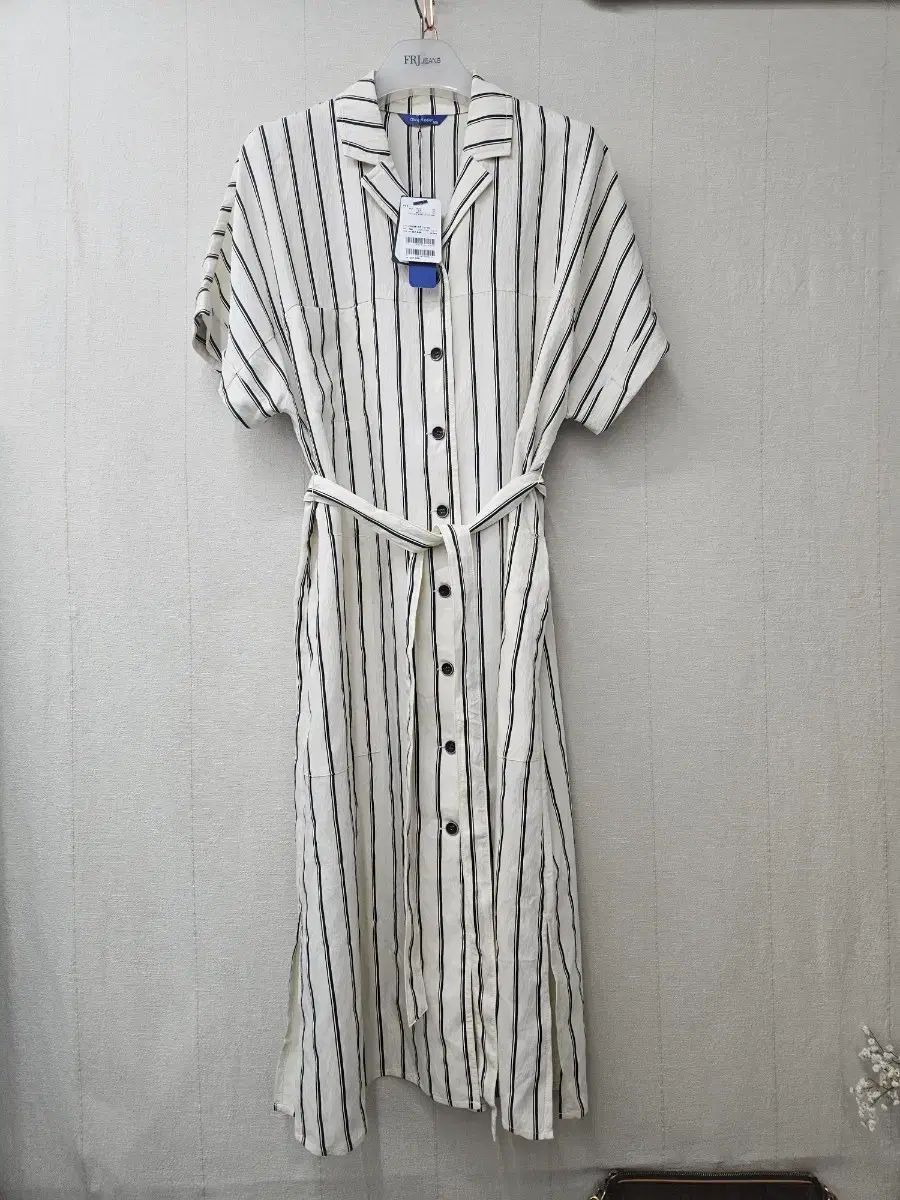 新品 Olivia Hassler 24SS ストライプシャツワンピース 100