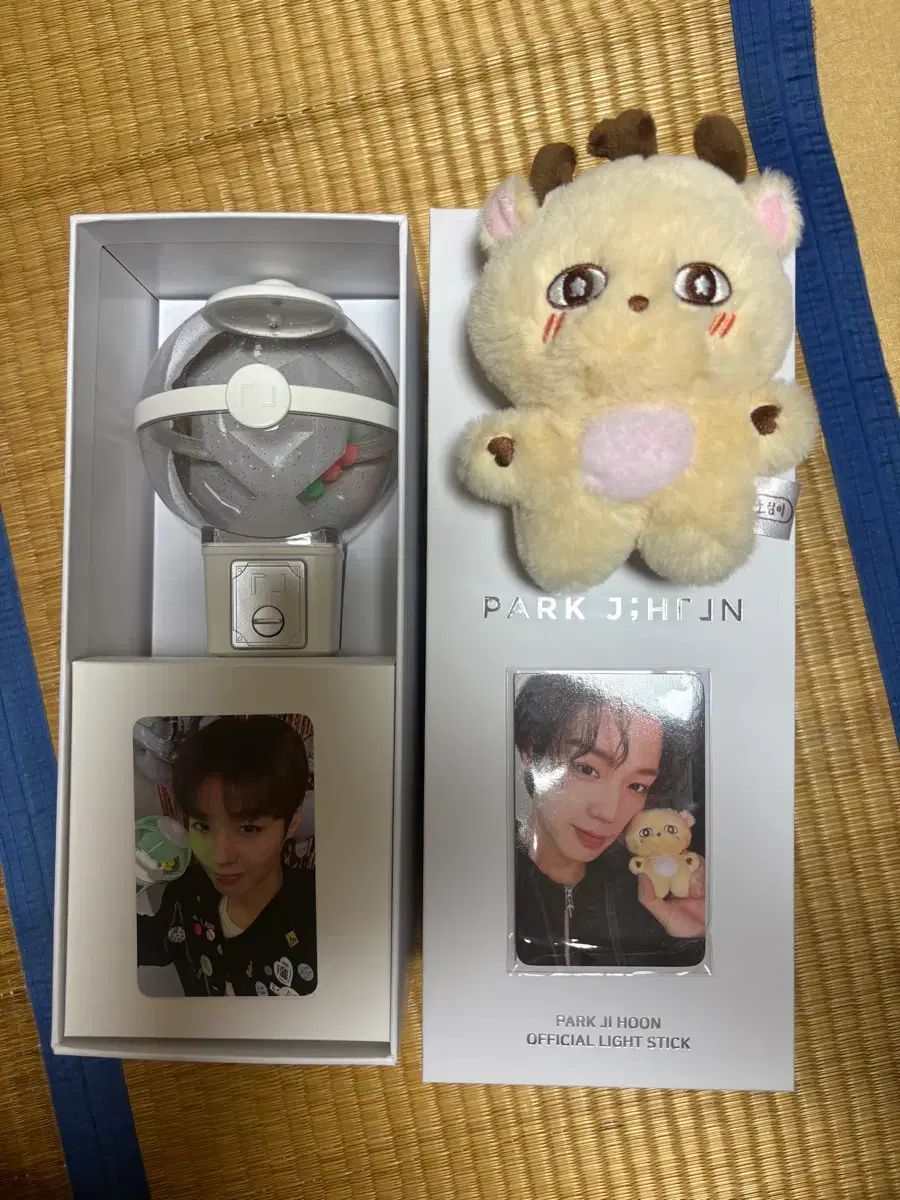 パク・ジフン(PARK JIHOON) 応援棒 + ソシムイ 出品 (トレカ 付き フォトカード 付き)