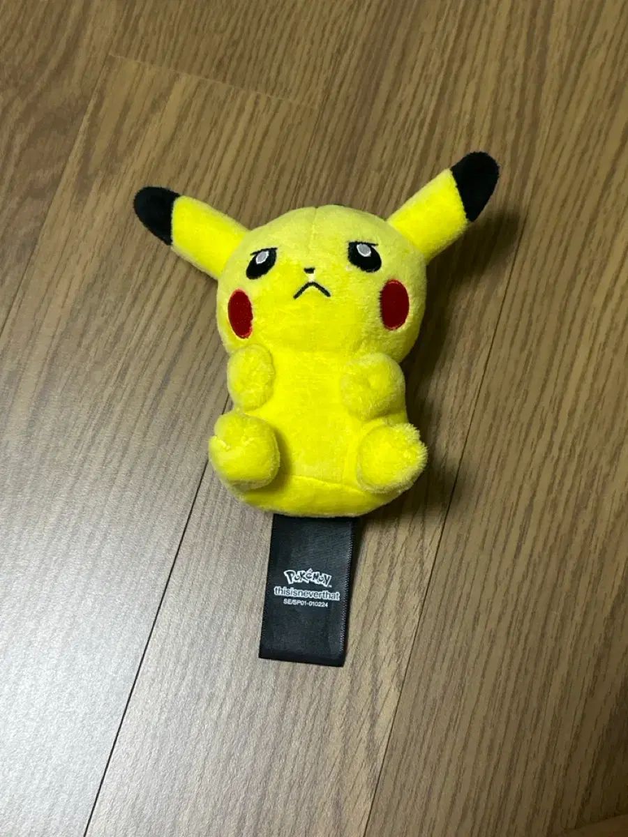 ポケットモンスター ピカチュウ thisisneverthat(ディスイズネバーザット) キーホルダー ぬいぐるみ