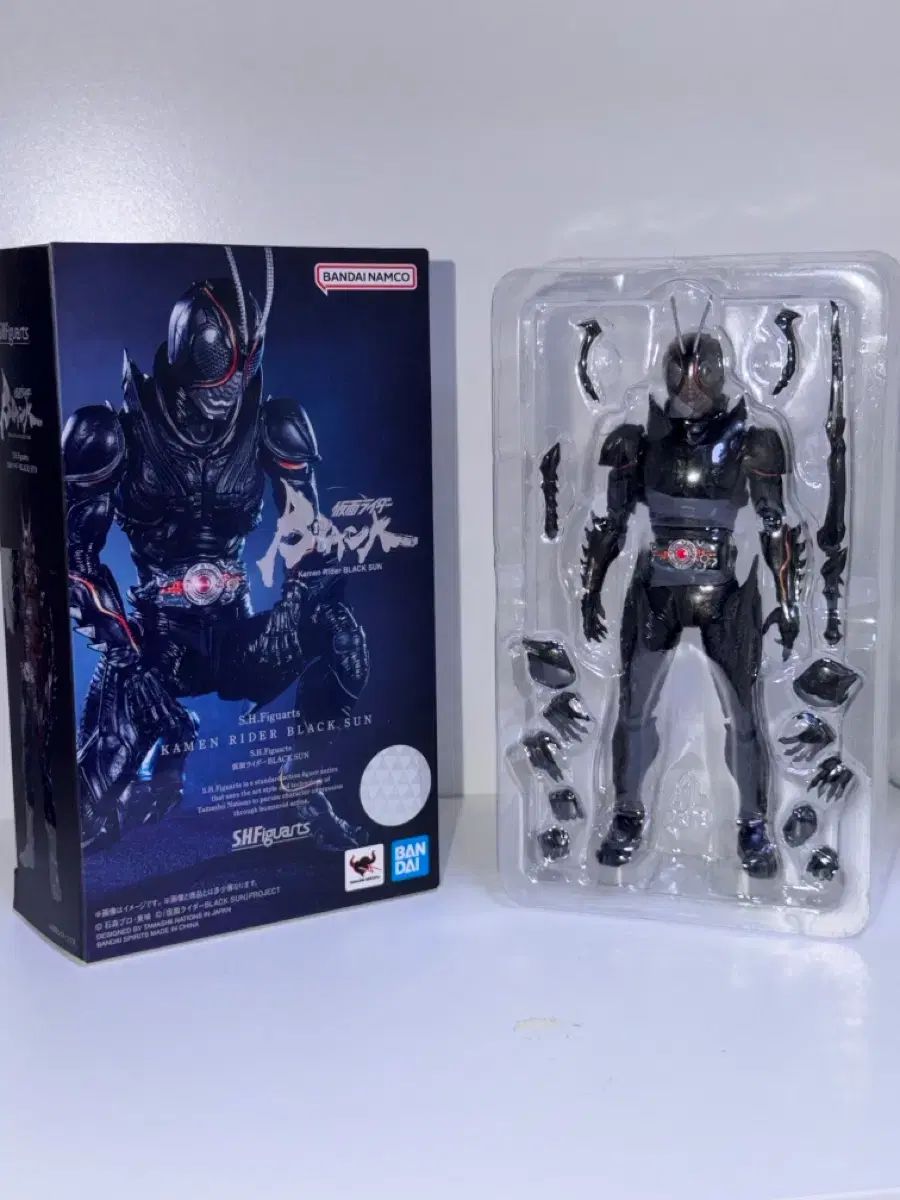 仮面ライダー shf ブラック썬 フィギュア