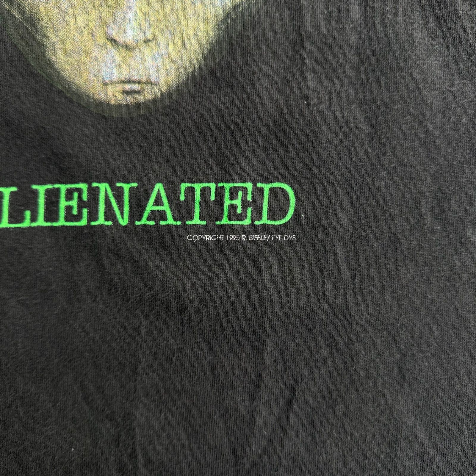 TULTEX / 90’s usa製 ALIENATED T-shirt size L タルテックス アメリカ製 エイリアンTシャツ フォト 顔 UFO ツラ抜群 sk8 TULTEX / 90’s usa製 ALIENATED T-shirt size L タルテックス アメリカ製 エイリアンTシャツ フォト 顔 UFO ツラ抜群 sk8