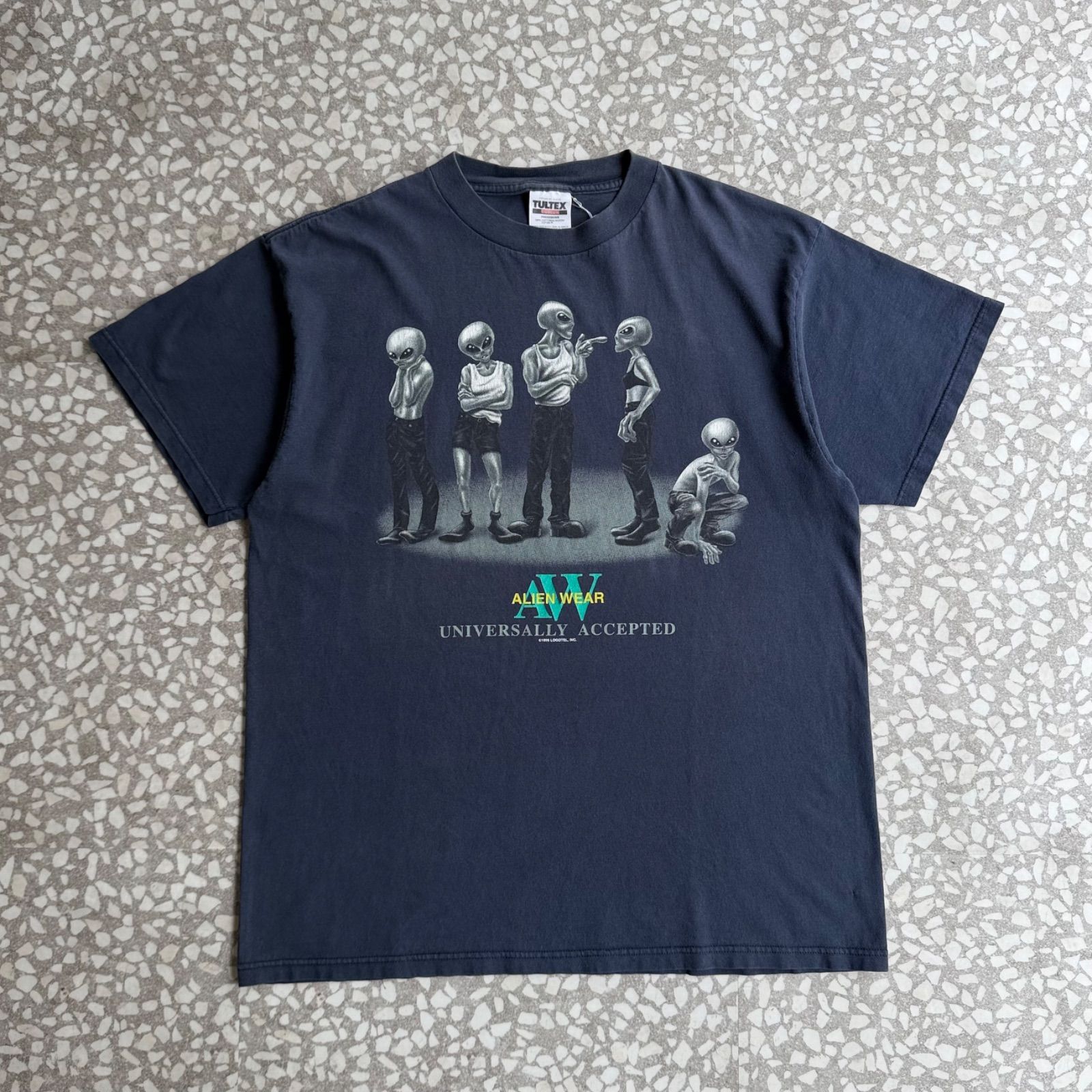 TULTEX / 90’s usa製 Calvin klein parody size XL タルテックス　アメリカ製　エイリアンTシャツ　フォト　顔 UFO 　ツラ抜群 sk8